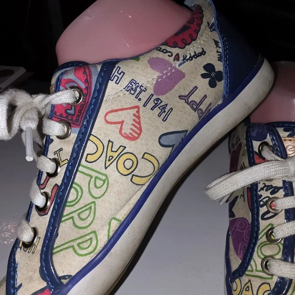 COACH POPPY BARRETT Sz 8 Off White AOP Logo Canvas Lace Up Casual Preppy Shoes